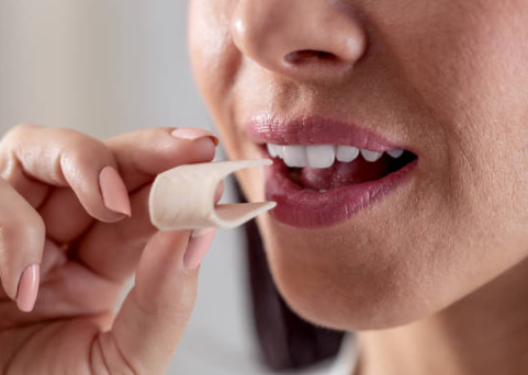 Microplastics in gum